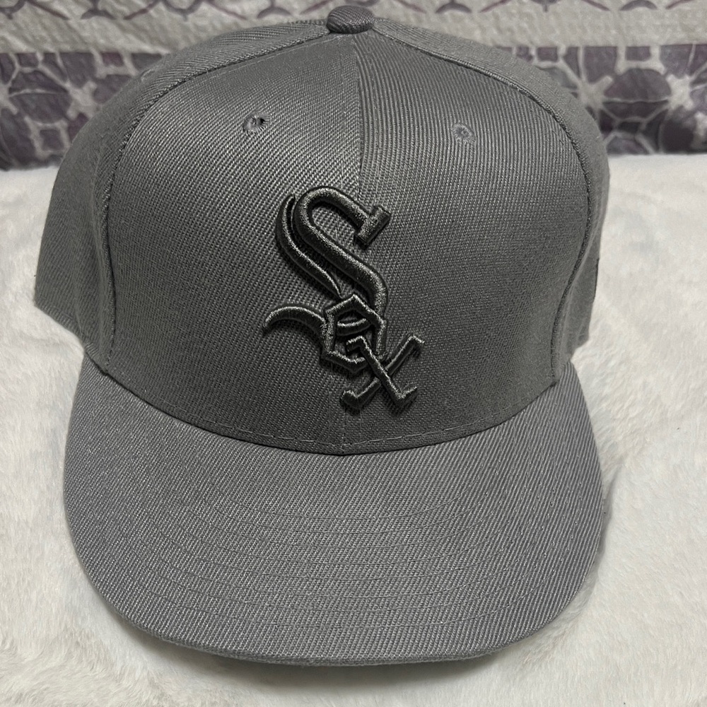 Gray Baseball Cap Chicago white Sox